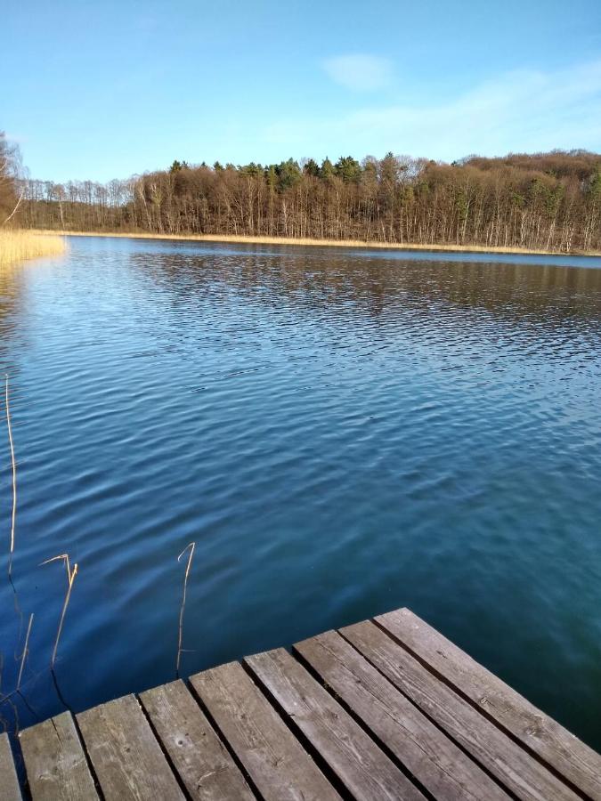 Zwei Seen Ferienhaus Canow Екстериор снимка